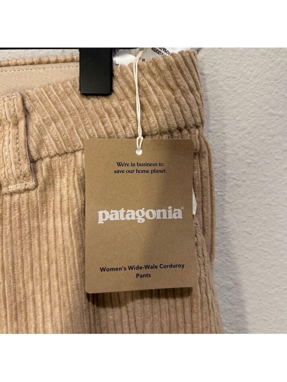 Patagonia Women’s Wide-Leg Corduroy Pants 4 – Oar Tan – NWT - Picture 2 of 6